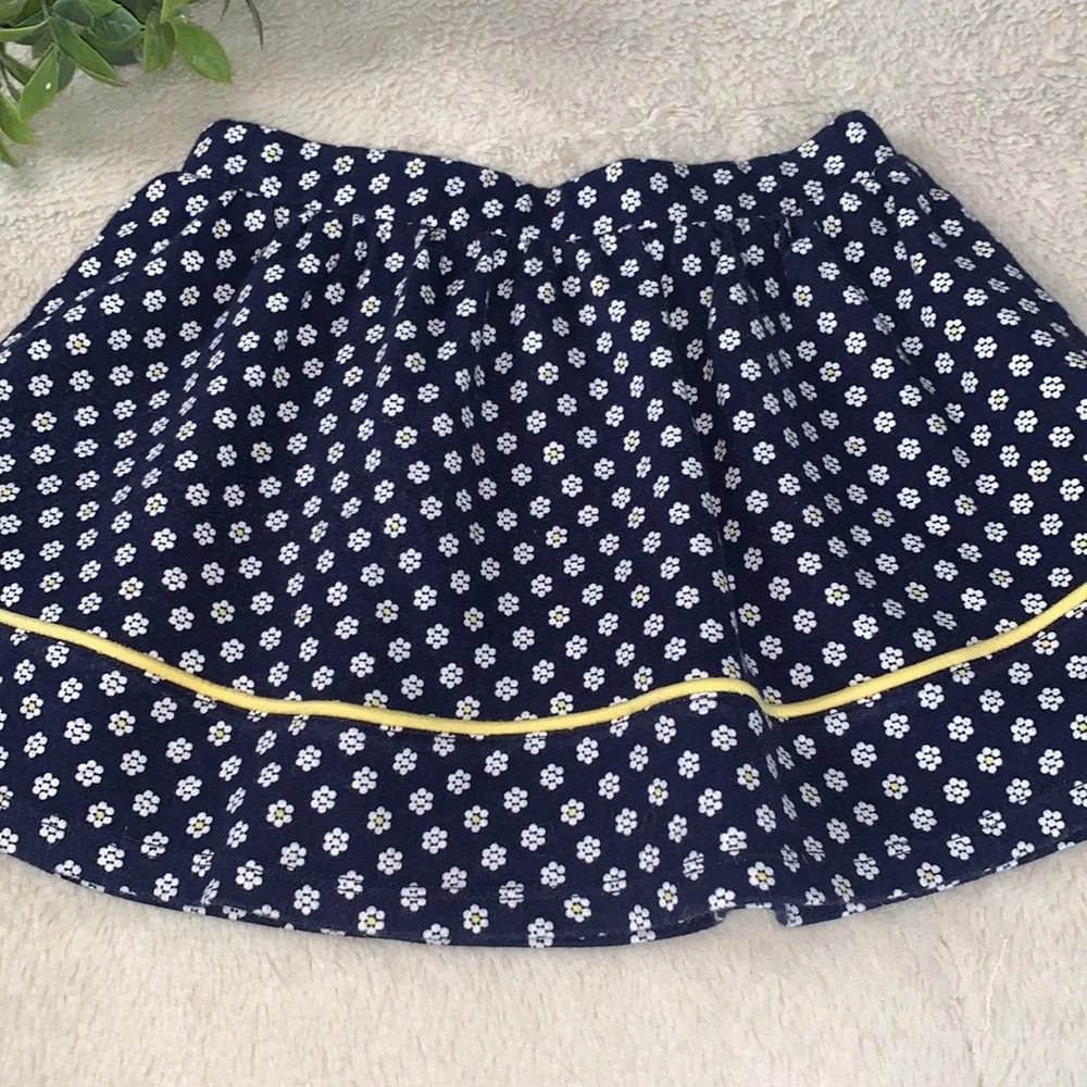 Gymboree 5 Navy Daisy Skirt EUC Elastic Waist